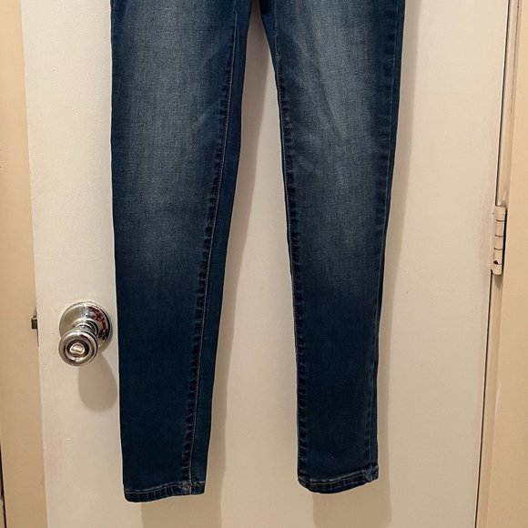 Refuge Jeans: Miami "Your Fashion Escape" Skinny Jeans, Medium Blue, Size: 1 - Picture 3 of 4